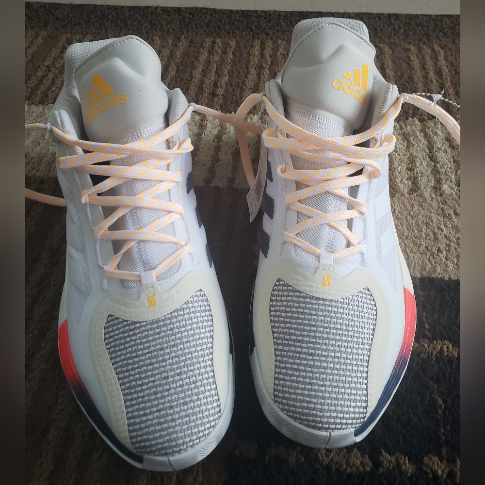 Adidas, Derrick Rose,  New, 9.5, white